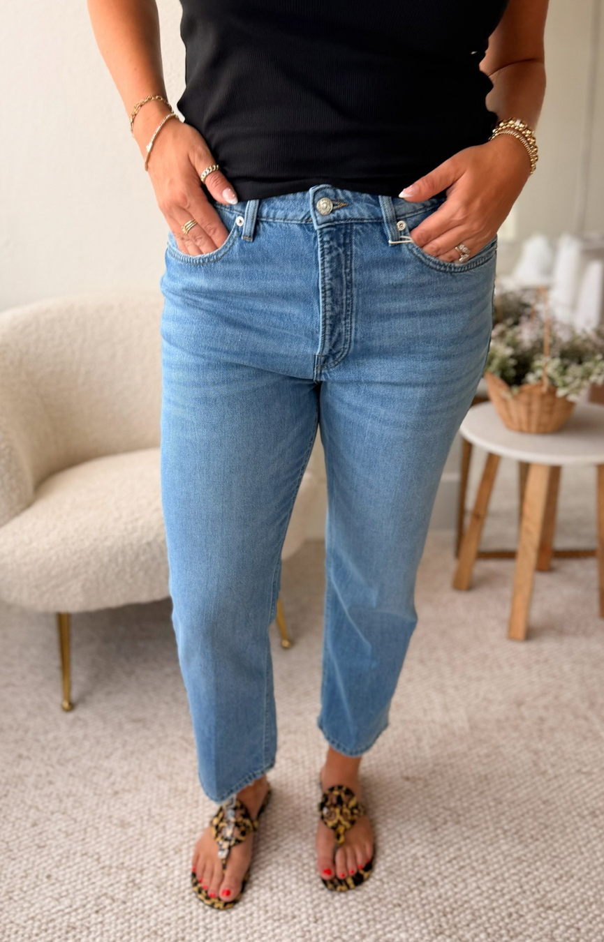 Weightless Boyfriend Jeans- Indigo