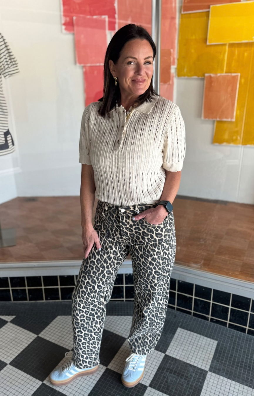 HR Leopard Barrel Jeans