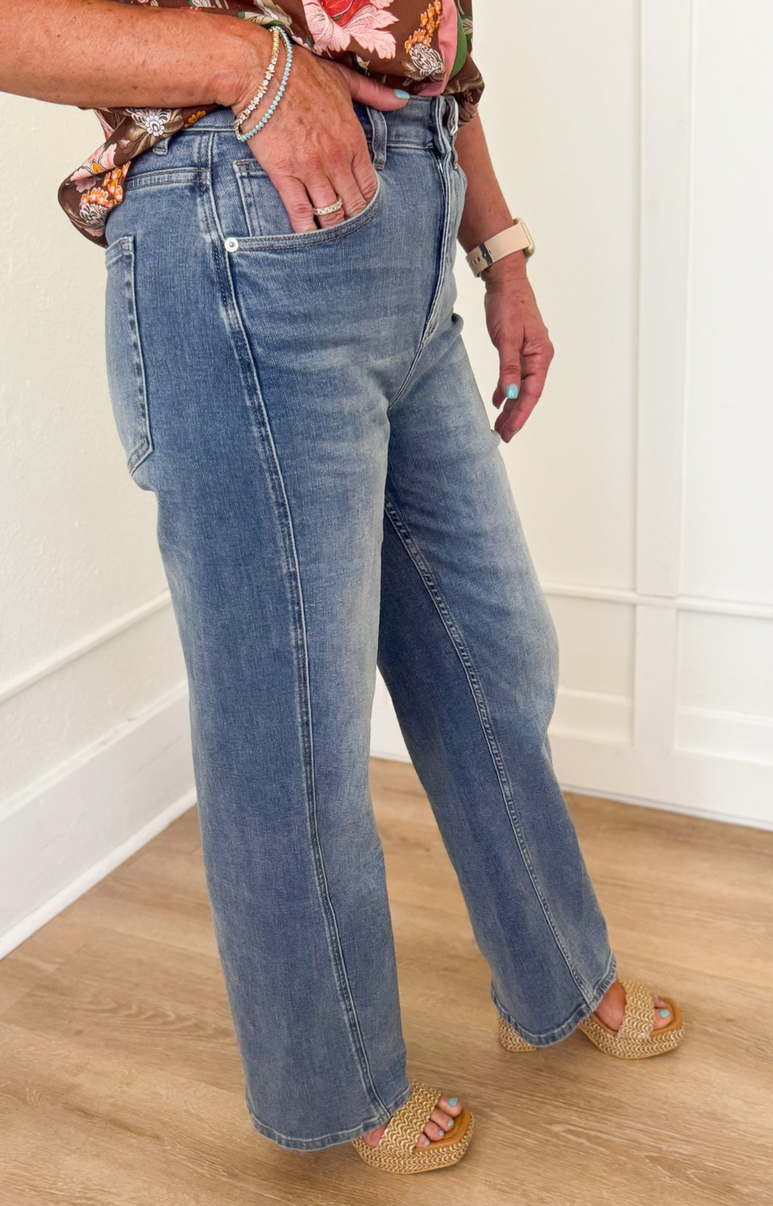 Tommy Straight Leg Jeans- Lomond Wash