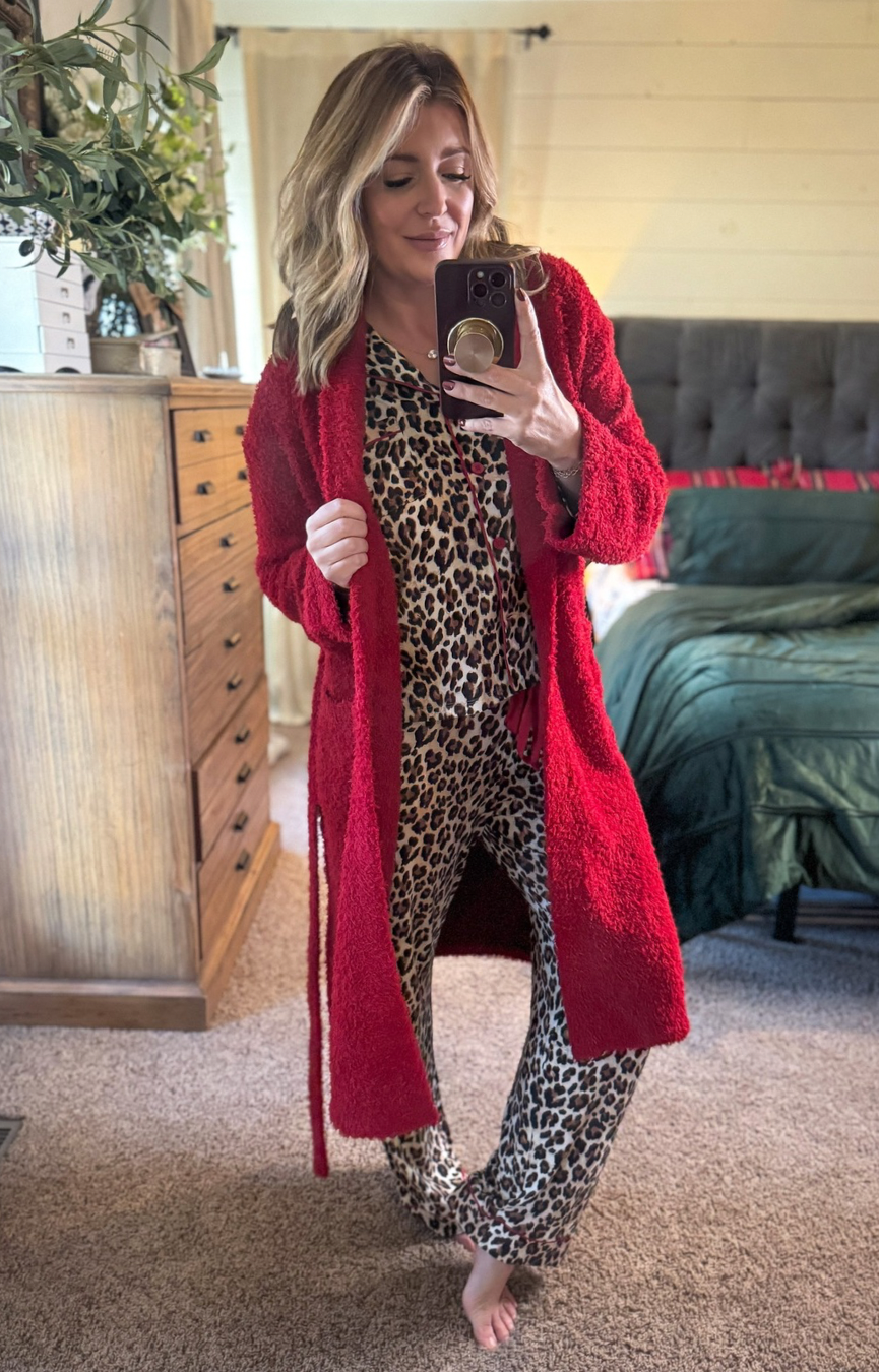 Bundle Up Boucle Robe