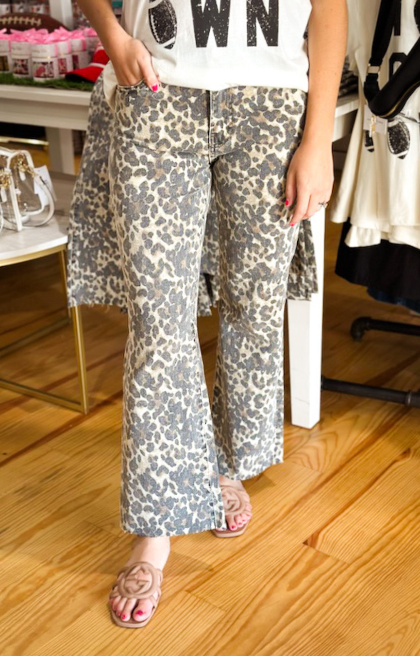 Kelsey HR Ankle Flare w/ Raw Hem- Tan/Brown