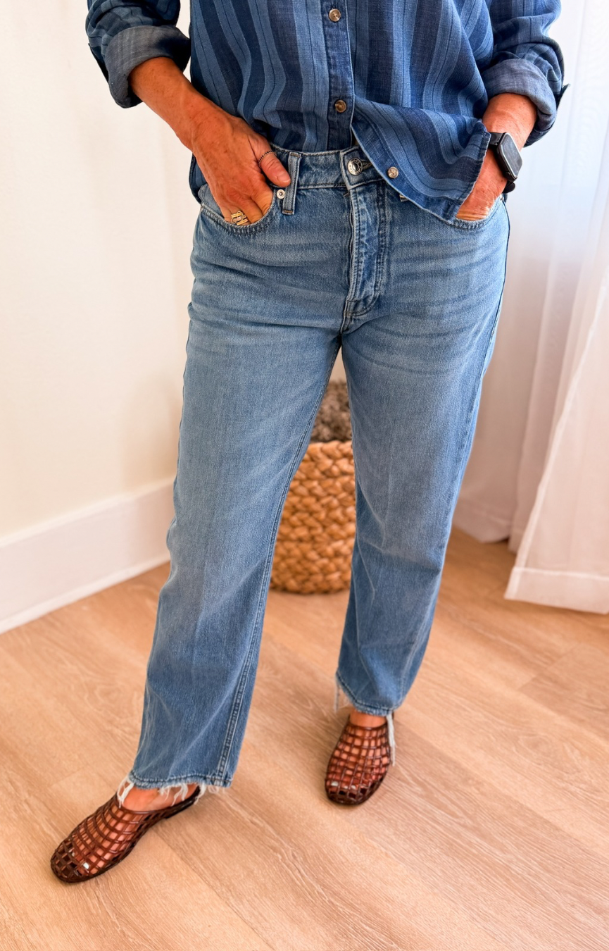 Weightless Boyfriend Jeans- Indigo
