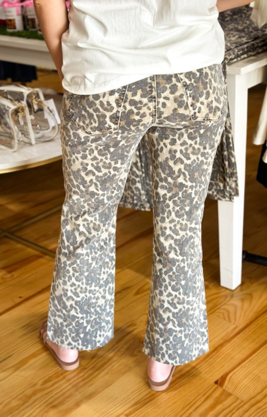 Kelsey HR Ankle Flare w/ Raw Hem- Tan/Brown