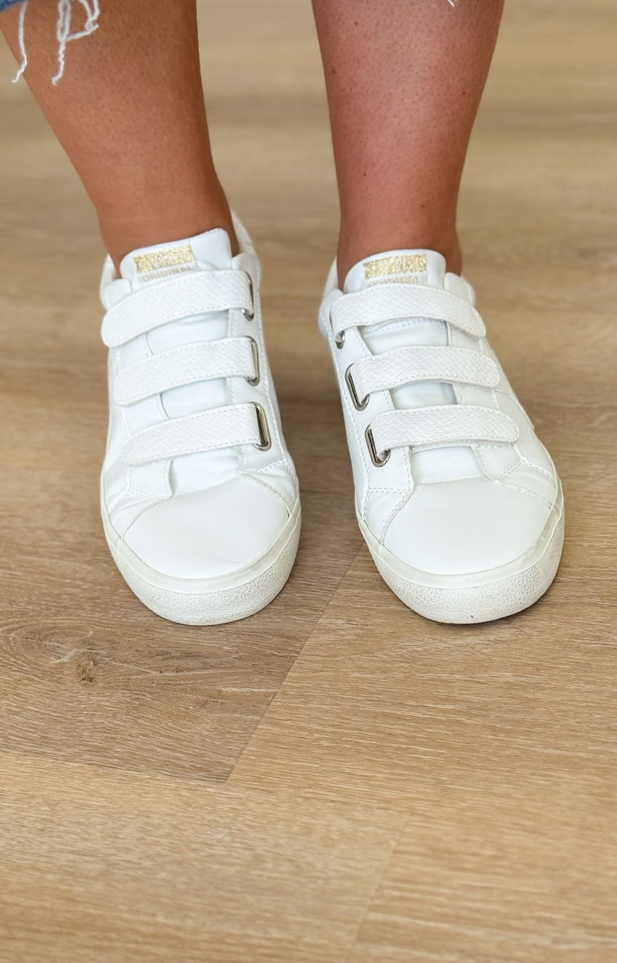 Ally 6 Sneaker- White/Snake