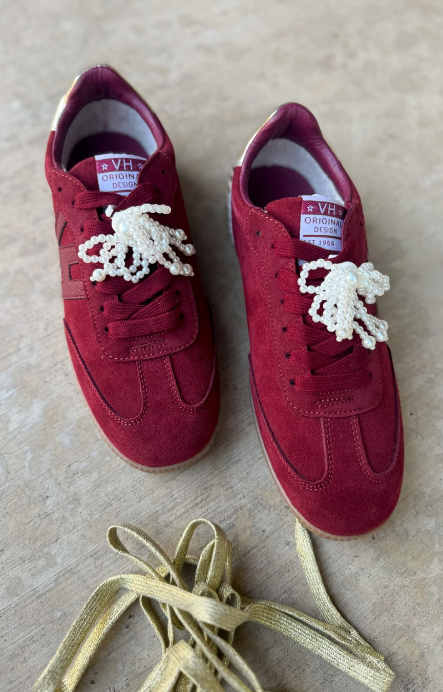 Dreamer 4 Sneaker- Burgundy/Tiger