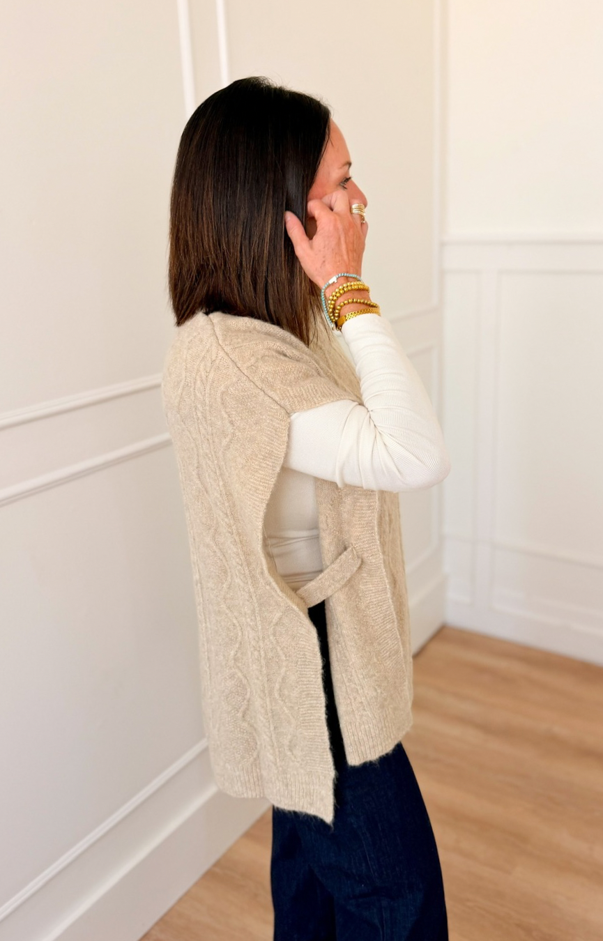 Winter Retreat Poncho O/S