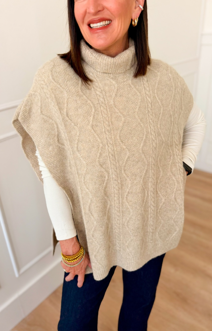 Winter Retreat Poncho O/S