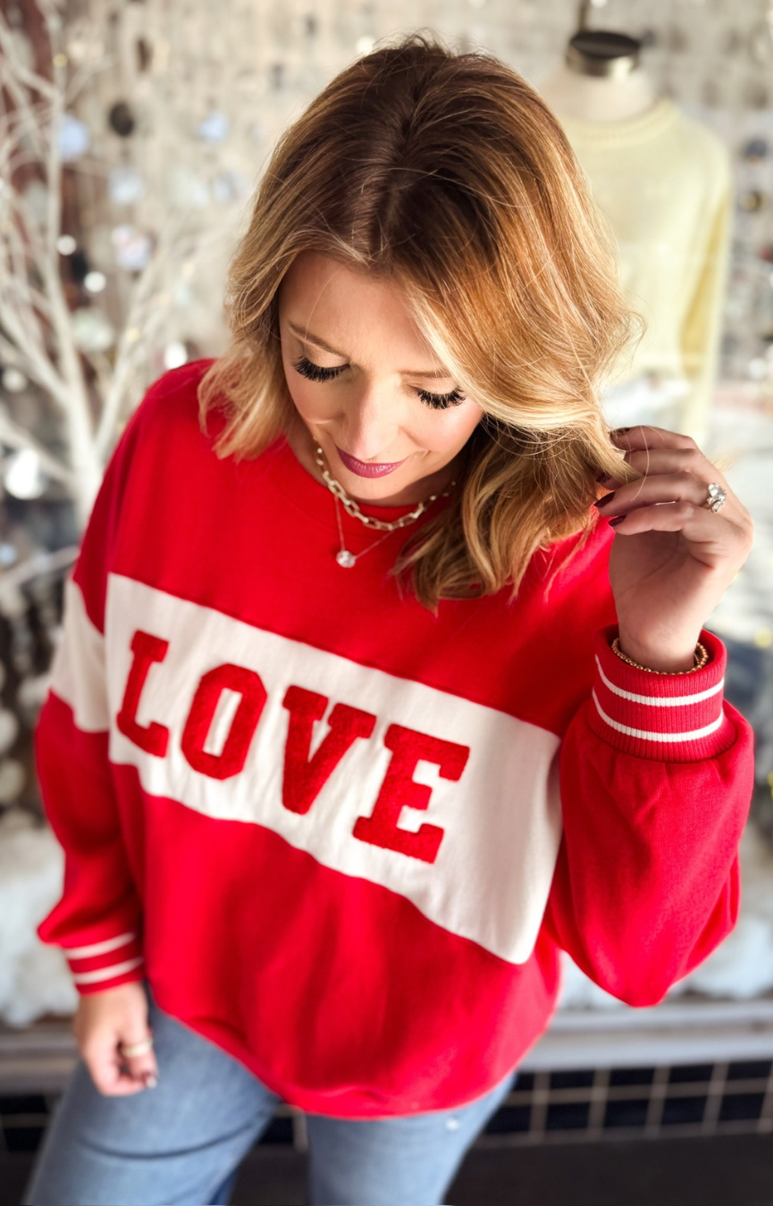 Oversized Love Sweatshirt